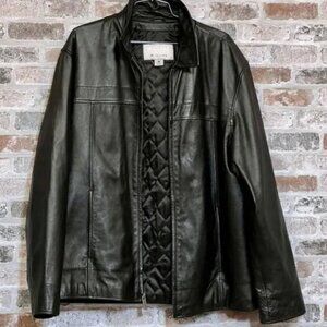 EUC!! Wilsons Leather M Julian Black Leather Jacket Quilted Lining Zip Front M‎